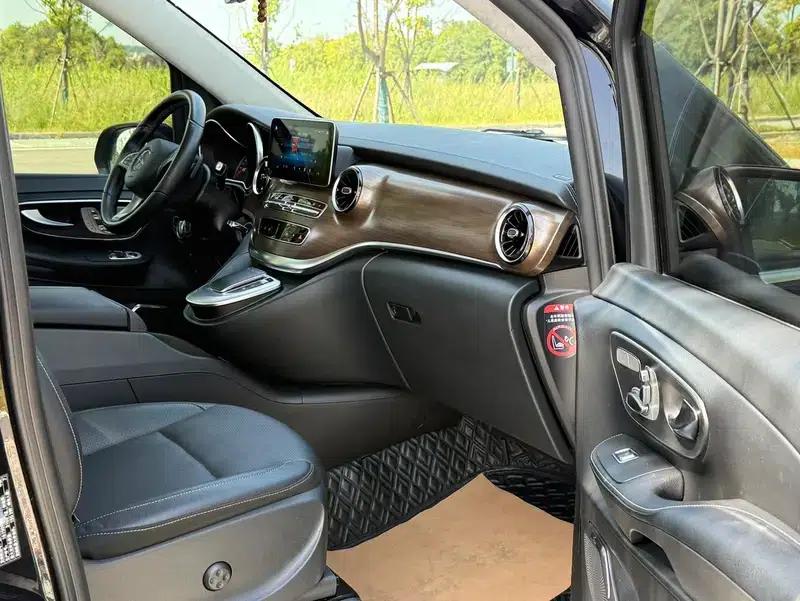 Mercedes-Benz V-Class 2020 V 260 L Long Wheelbase Luxury Edition — миниатюра 18
