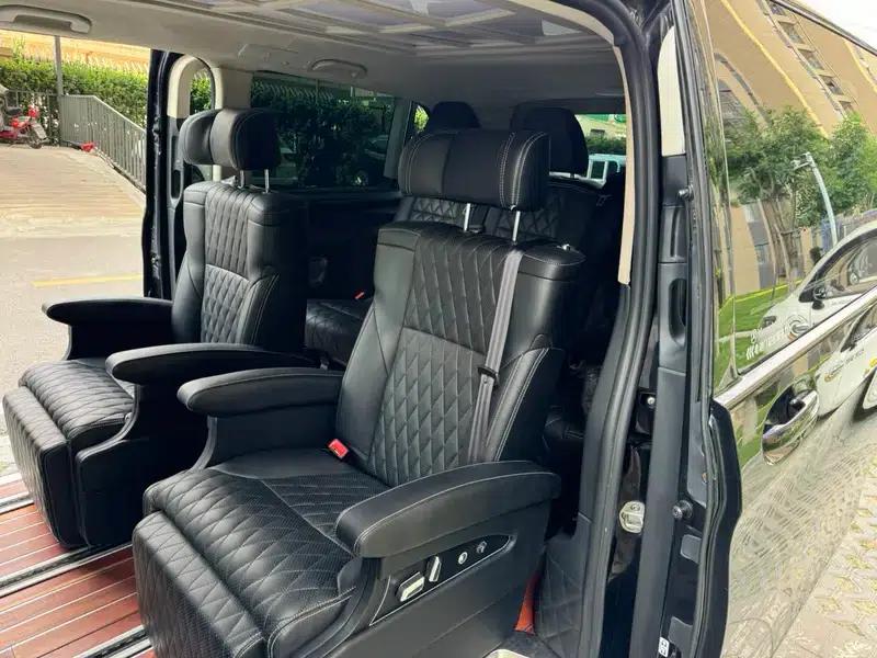 Mercedes-Benz V-Class (Overseas) 2019 2.0T Automatic Front-Wheel Drive 7-Seater Parallel Import — миниатюра 12