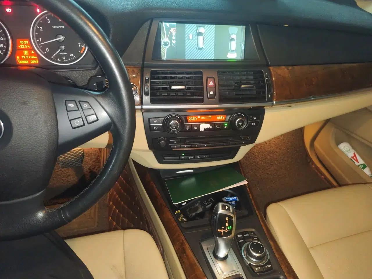 BMW X5 2013 xDrive35i Leading Model — миниатюра 13