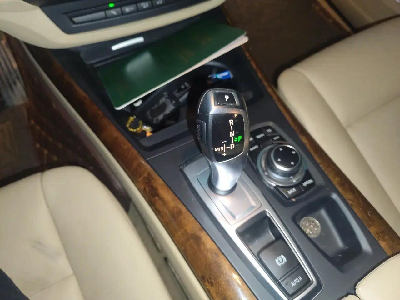 BMW X5 2013 xDrive35i Leading Model — миниатюра 14