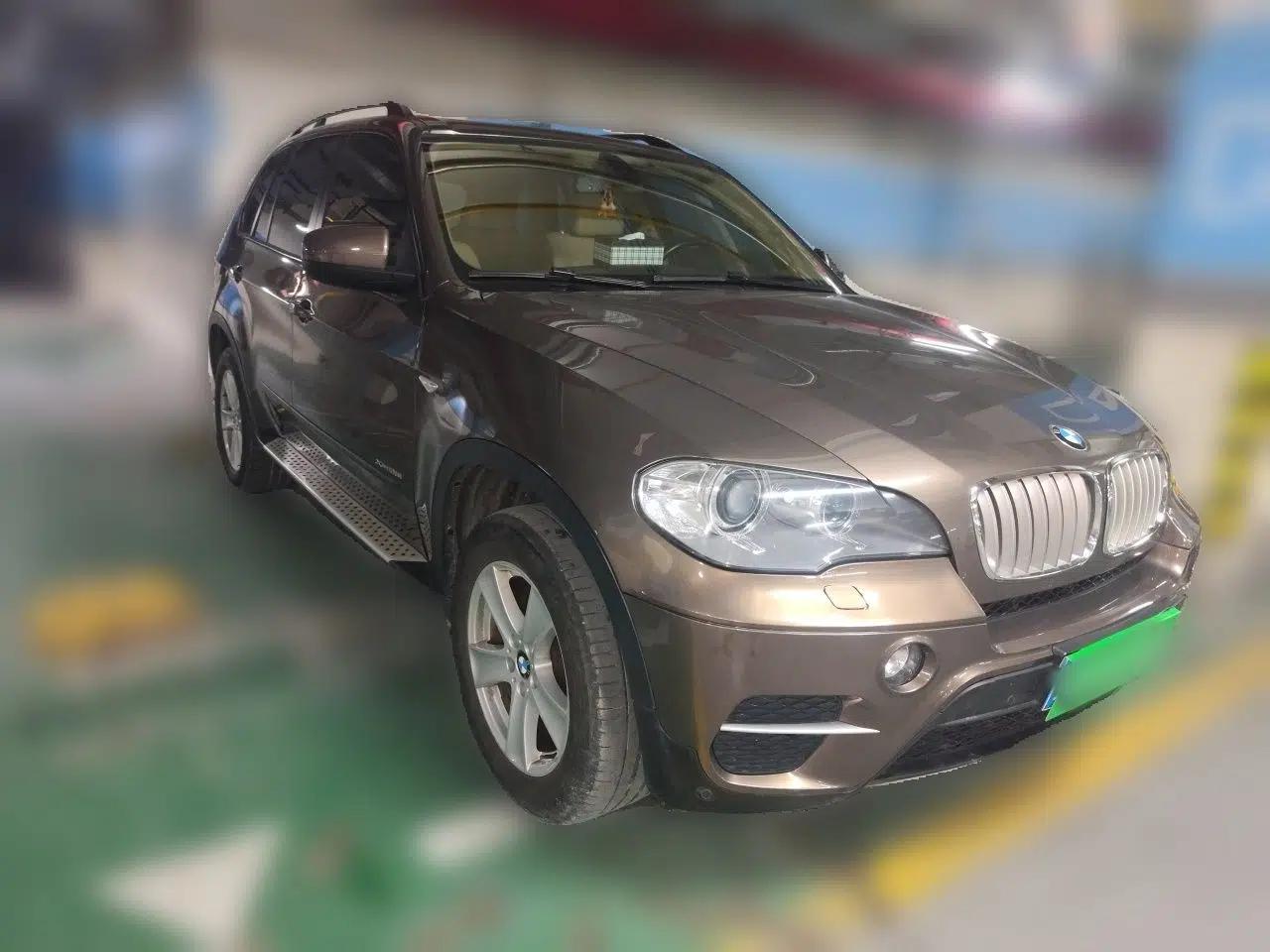BMW X5 2013 xDrive35i Leading Model — миниатюра 3