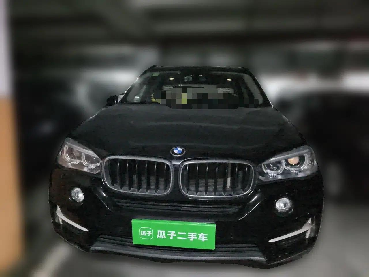 BMW X5 2015 xDrive28i — миниатюра 2