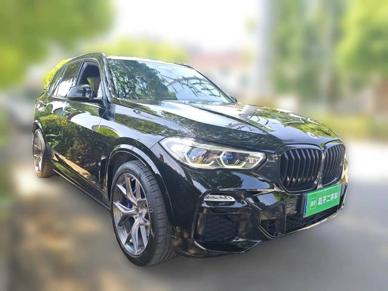 BMW X5 2020 xDrive40i Luxury Model with M Sport Package — миниатюра 3