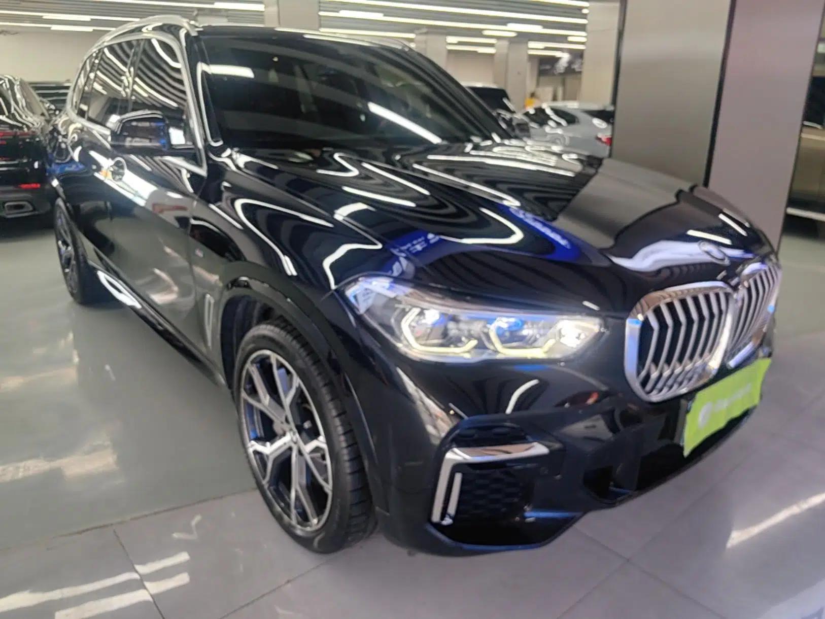 BMW X5 2022 Restyled xDrive 40Li M Sport Package — миниатюра 3