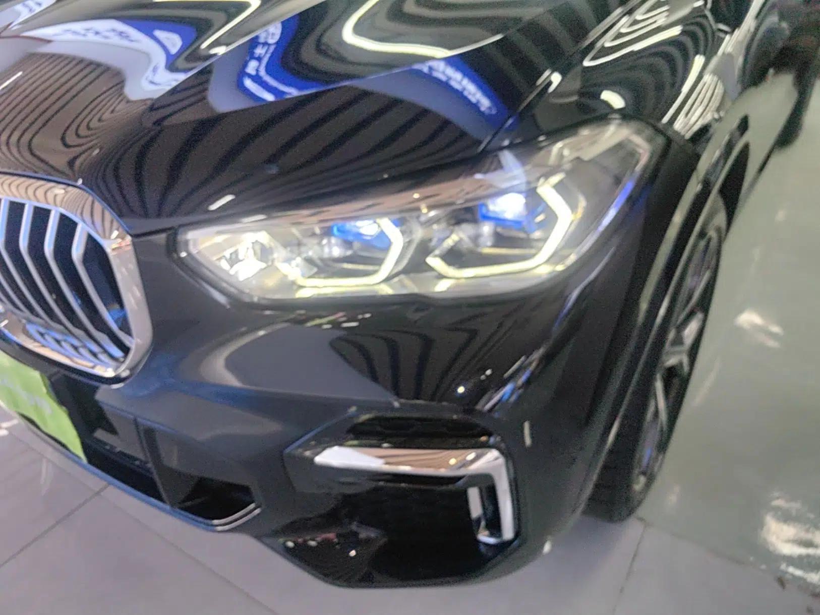 BMW X5 2022 Restyled xDrive 40Li M Sport Package — миниатюра 8