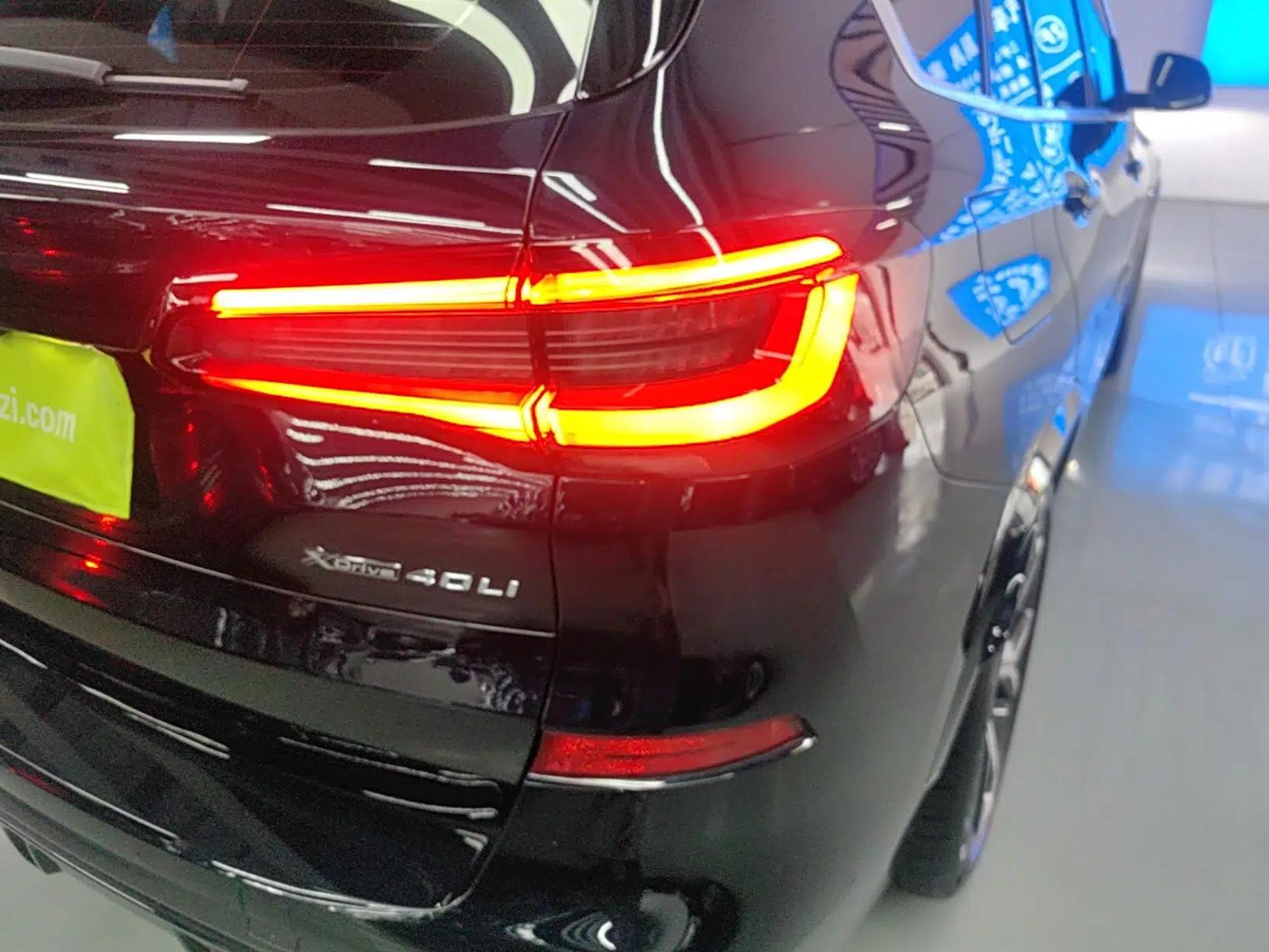 BMW X5 2022 Restyled xDrive 40Li M Sport Package — миниатюра 9