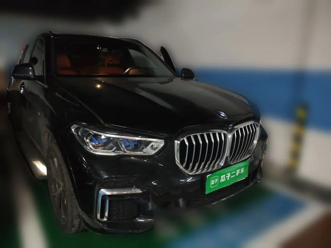 BMW X5 2022 xDrive 40Li M Sport Package — миниатюра 3