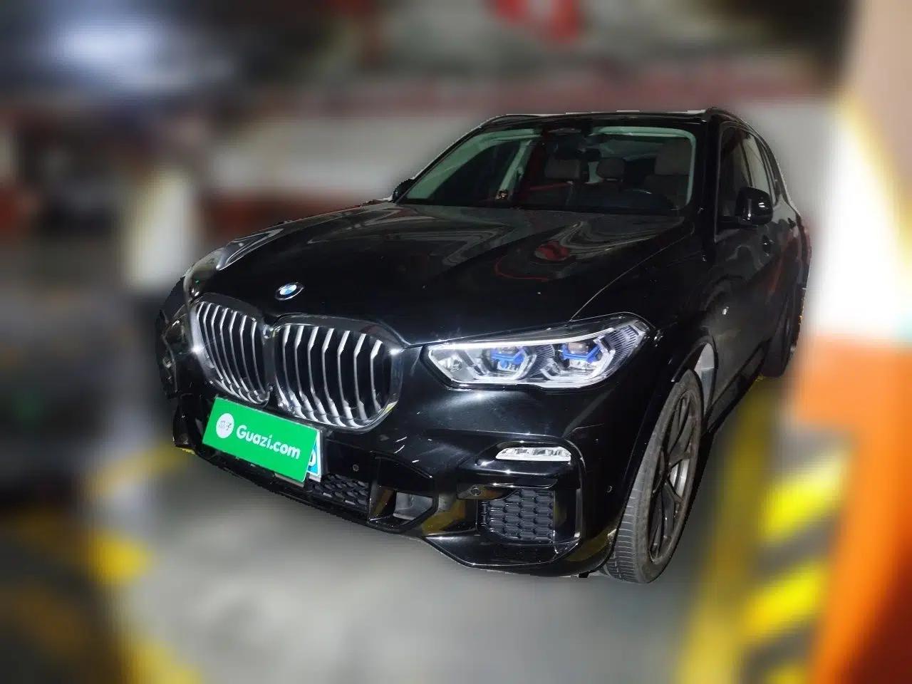 BMW X5 2020 xDrive40i Luxury Model with M Sport Package — миниатюра 1