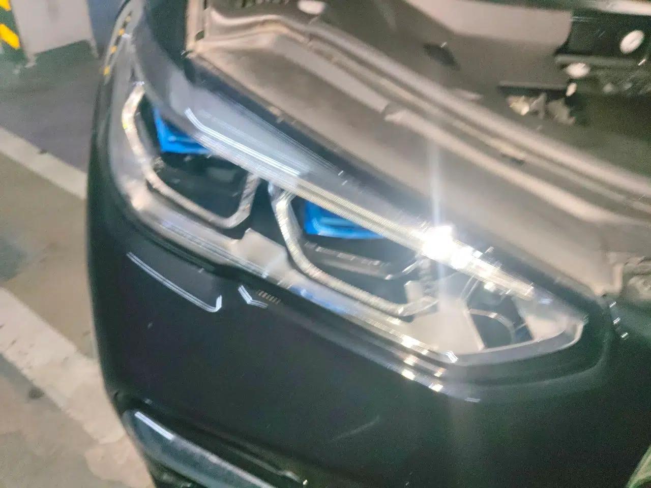 BMW X5 2022 Restyled xDrive 30Li Luxury Version M Sport Package — миниатюра 7