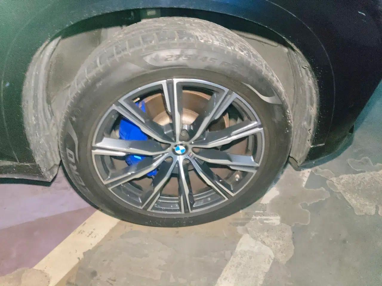 BMW X5 2022 Restyled xDrive 30Li Luxury Version M Sport Package — миниатюра 8