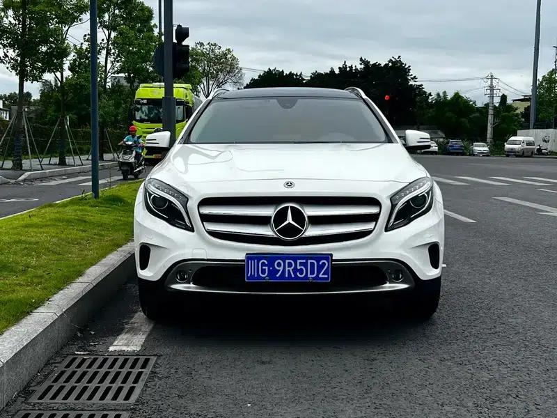 2017 Mercedes-Benz GLA 220 4MATIC Fashion Edition — миниатюра 2