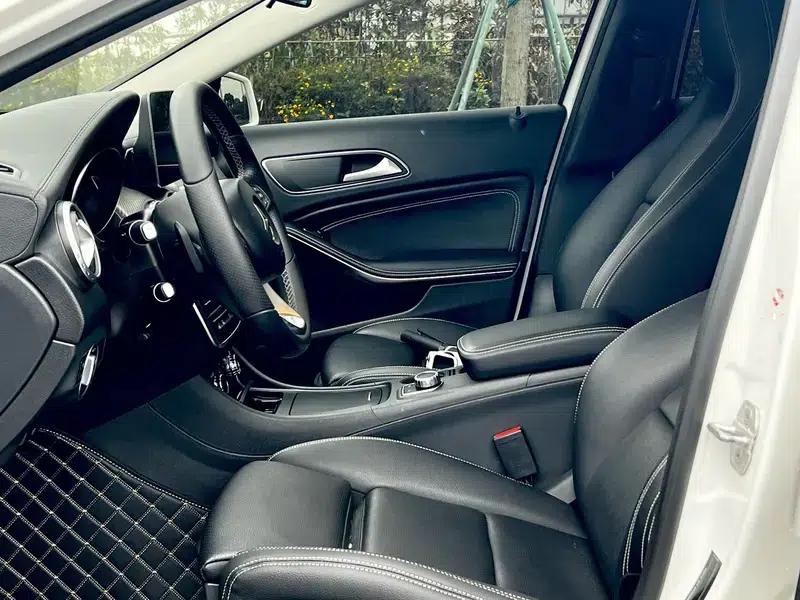 2017 Mercedes-Benz GLA 220 4MATIC Fashion Edition — миниатюра 19