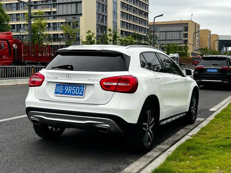 2017 Mercedes-Benz GLA 220 4MATIC Fashion Edition — миниатюра 7