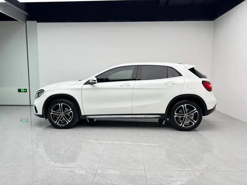 2018 Mercedes-Benz GLA 200 Fashion Edition — миниатюра 4