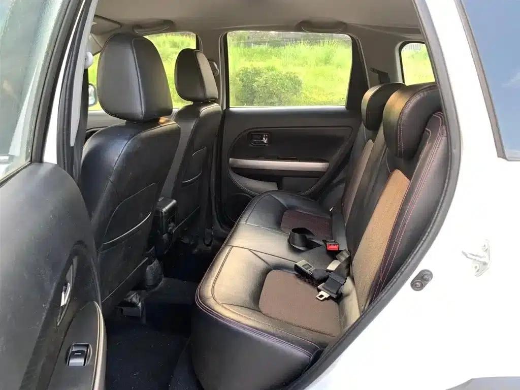Great Wall M4 2012 1.5L Manual Comfort Model — миниатюра 11