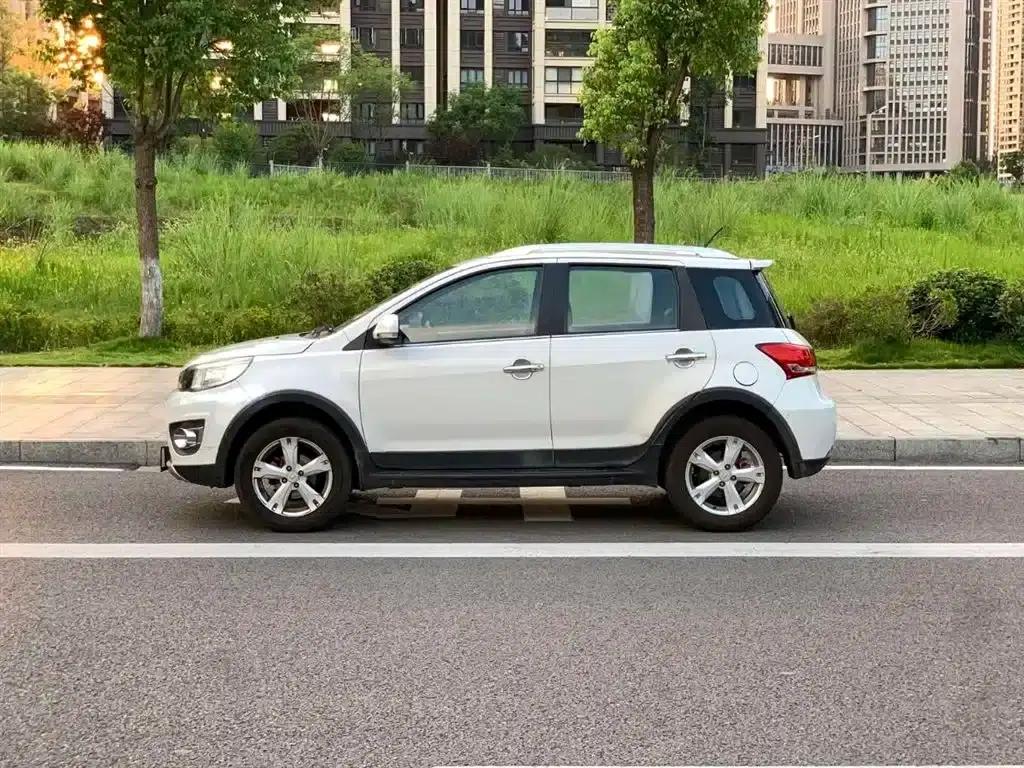 Great Wall M4 2012 1.5L Manual Comfort Model — миниатюра 5