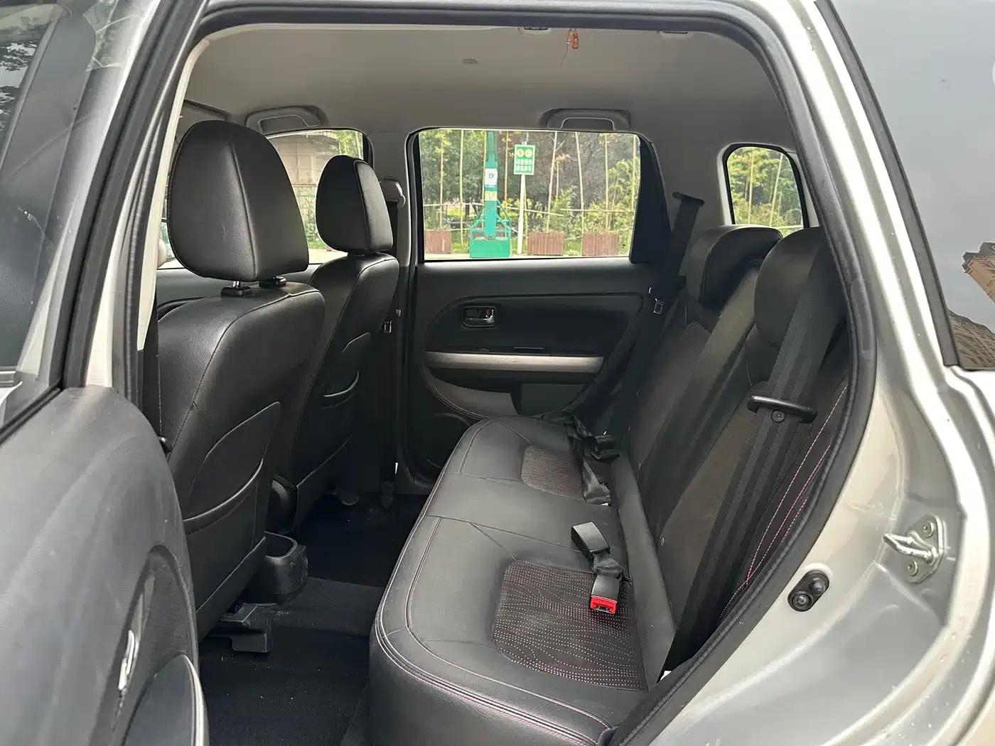 Great Wall M4 2012 1.5L Manual Deluxe Edition — миниатюра 11