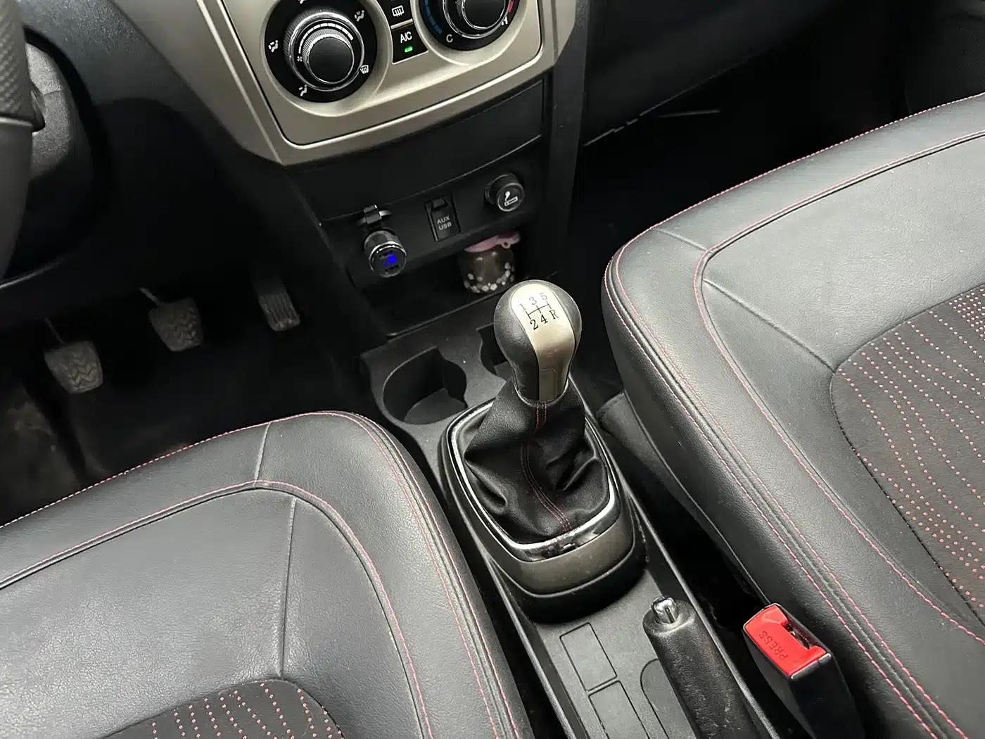 Great Wall M4 2012 1.5L Manual Deluxe Edition — миниатюра 16