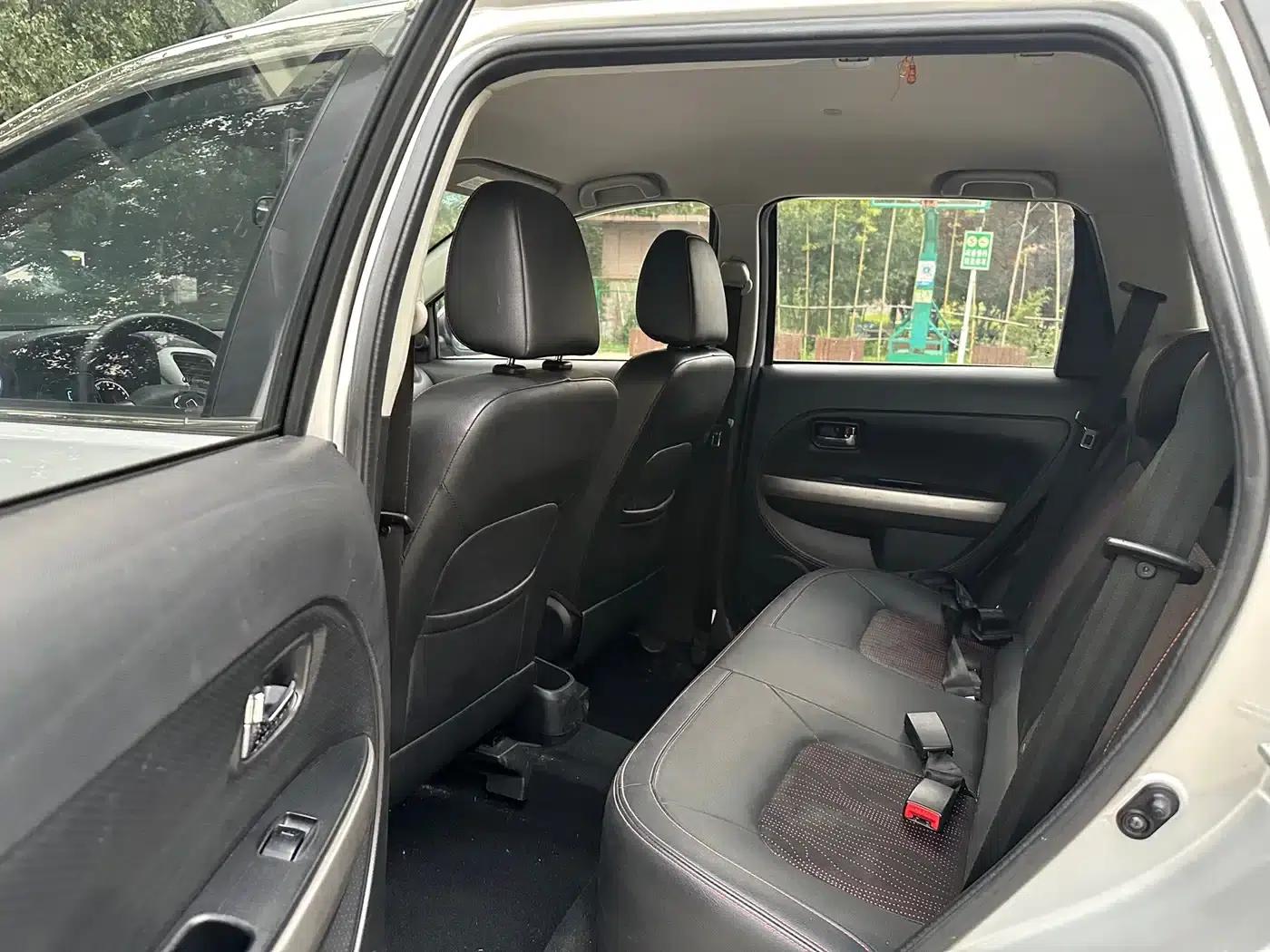 Great Wall M4 2012 1.5L Manual Deluxe Edition — миниатюра 19