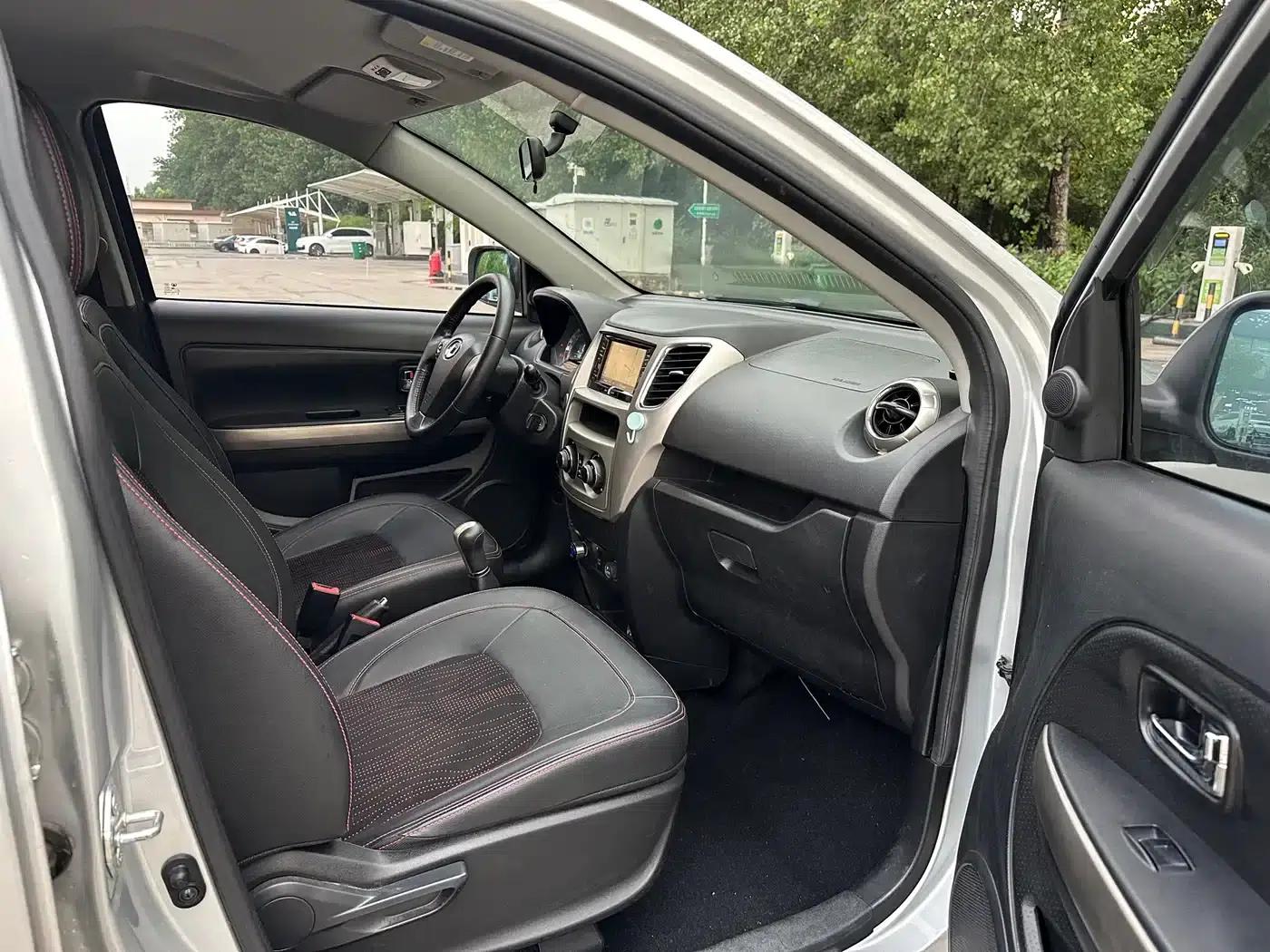 Great Wall M4 2012 1.5L Manual Deluxe Edition — миниатюра 22