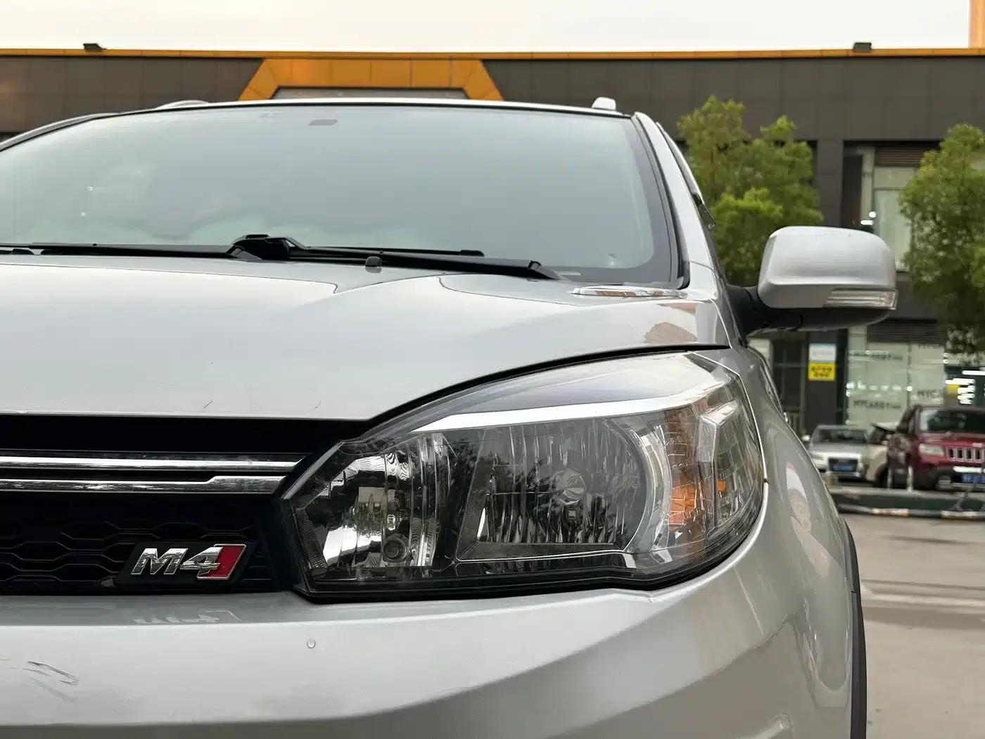 Great Wall M4 2012 1.5L Manual Deluxe Edition — миниатюра 23