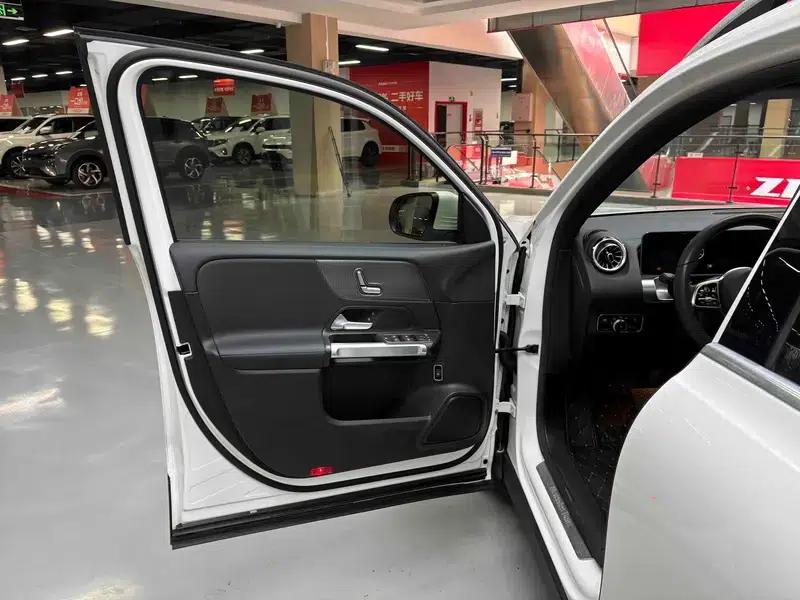 2020 Mercedes-Benz GLB 200 Dynamic — миниатюра 34