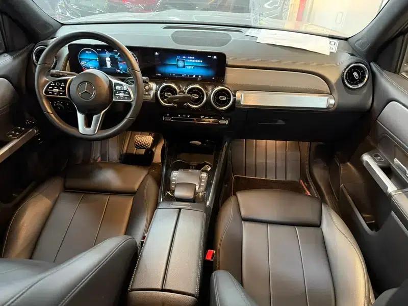 2021 Mercedes-Benz GLB 180 Fashion Edition — миниатюра 13