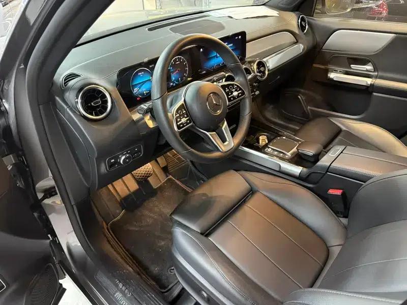 2021 Mercedes-Benz GLB 180 Fashion Edition — миниатюра 17