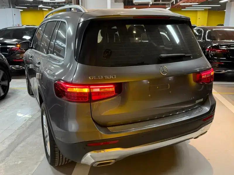 2021 Mercedes-Benz GLB 180 Fashion Edition — миниатюра 4
