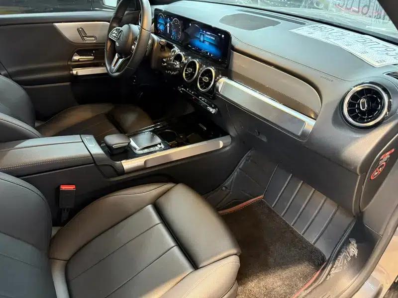 2021 Mercedes-Benz GLB 180 Fashion Edition — миниатюра 7