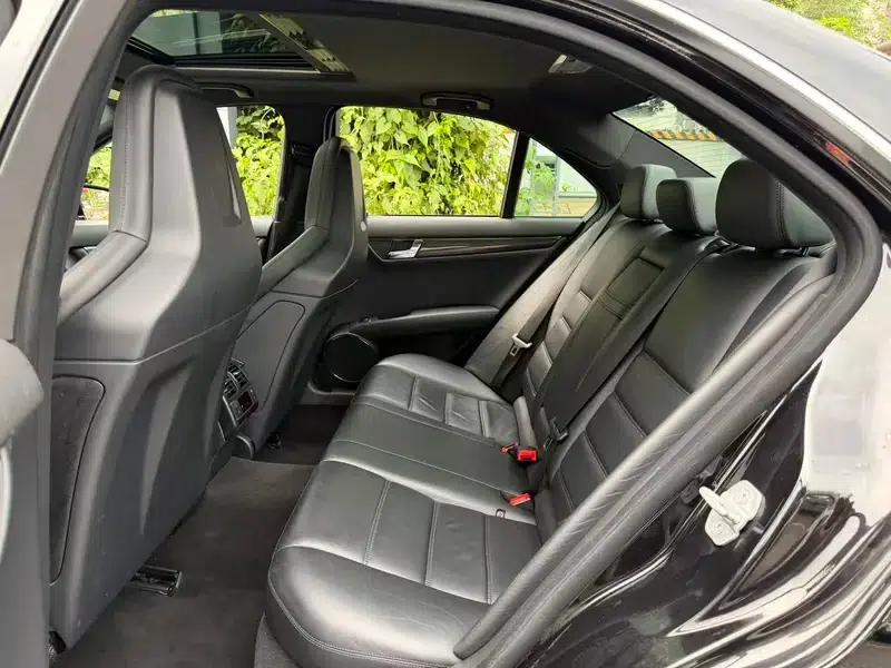2010 Mercedes-Benz C-Class AMG C 63 Dynamic Enhanced Edition — миниатюра 9