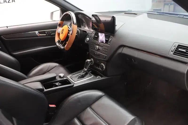 2010 Mercedes-Benz C-Class AMG C 63 Dynamic Enhanced Edition — миниатюра 15