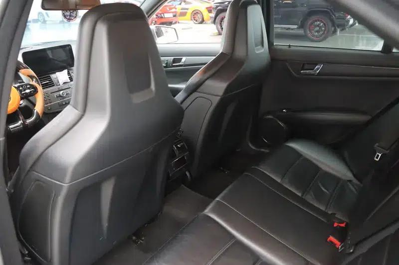 2010 Mercedes-Benz C-Class AMG C 63 Dynamic Enhanced Edition — миниатюра 19