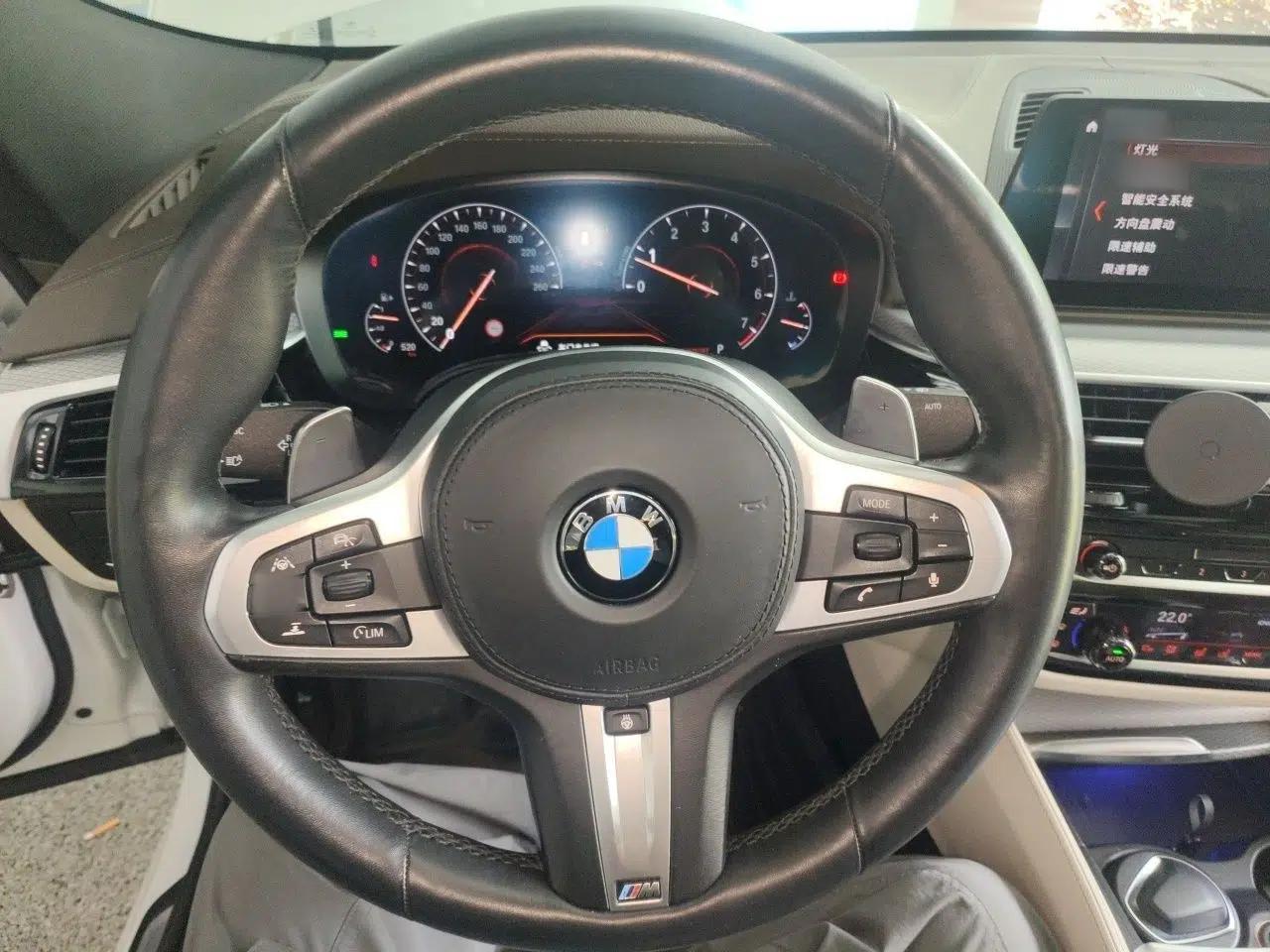 BMW 6 Series GT 2019 630i M Sport Touring Edition — миниатюра 10