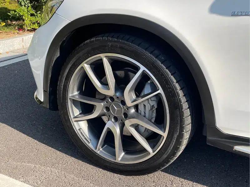 2017 Mercedes-Benz GLC AMG 43 4MATIC Special Edition — миниатюра 11