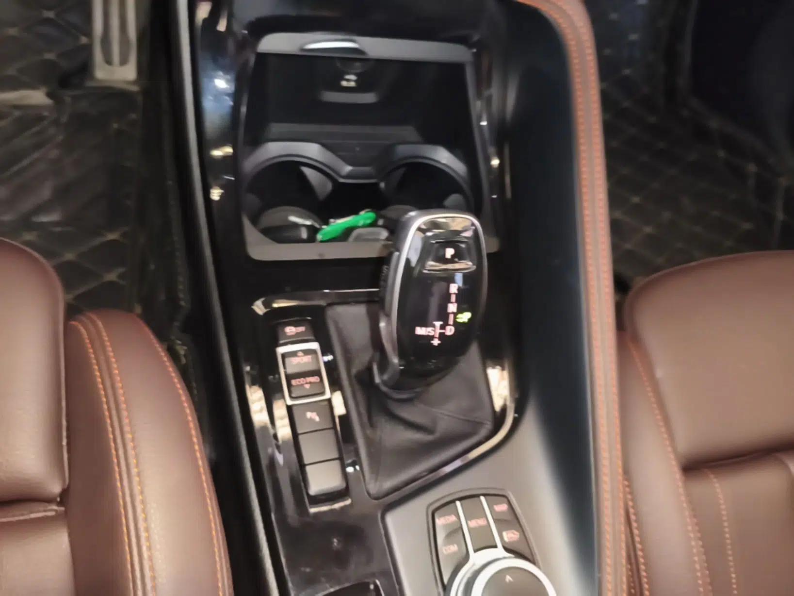 BMW X2 2021 Restyled sDrive25i Sharp Edition — миниатюра 21