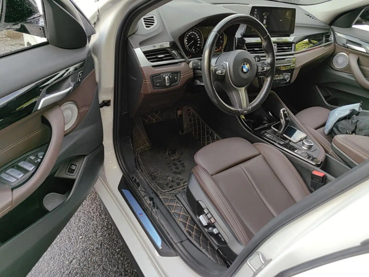 BMW X2 2023 sDrive25i M Sport Night Edition — миниатюра 18