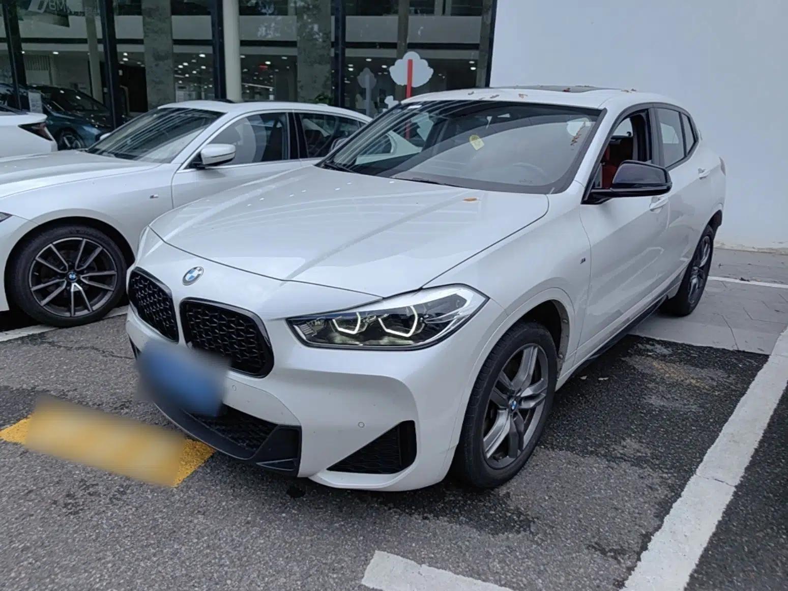 BMW X2 2023 sDrive25i M Sport Night Edition — миниатюра 1