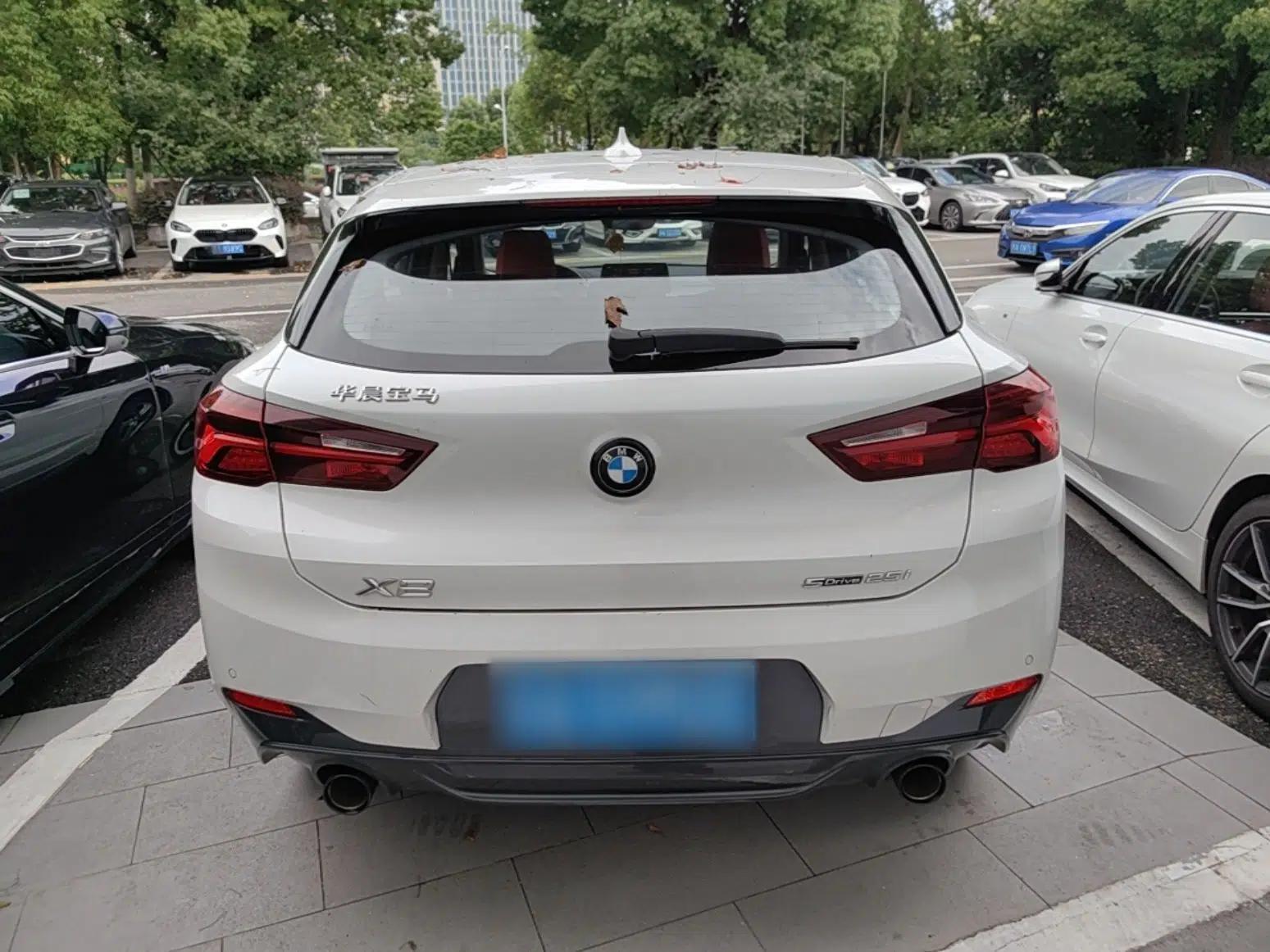 BMW X2 2023 sDrive25i M Sport Night Edition — миниатюра 5