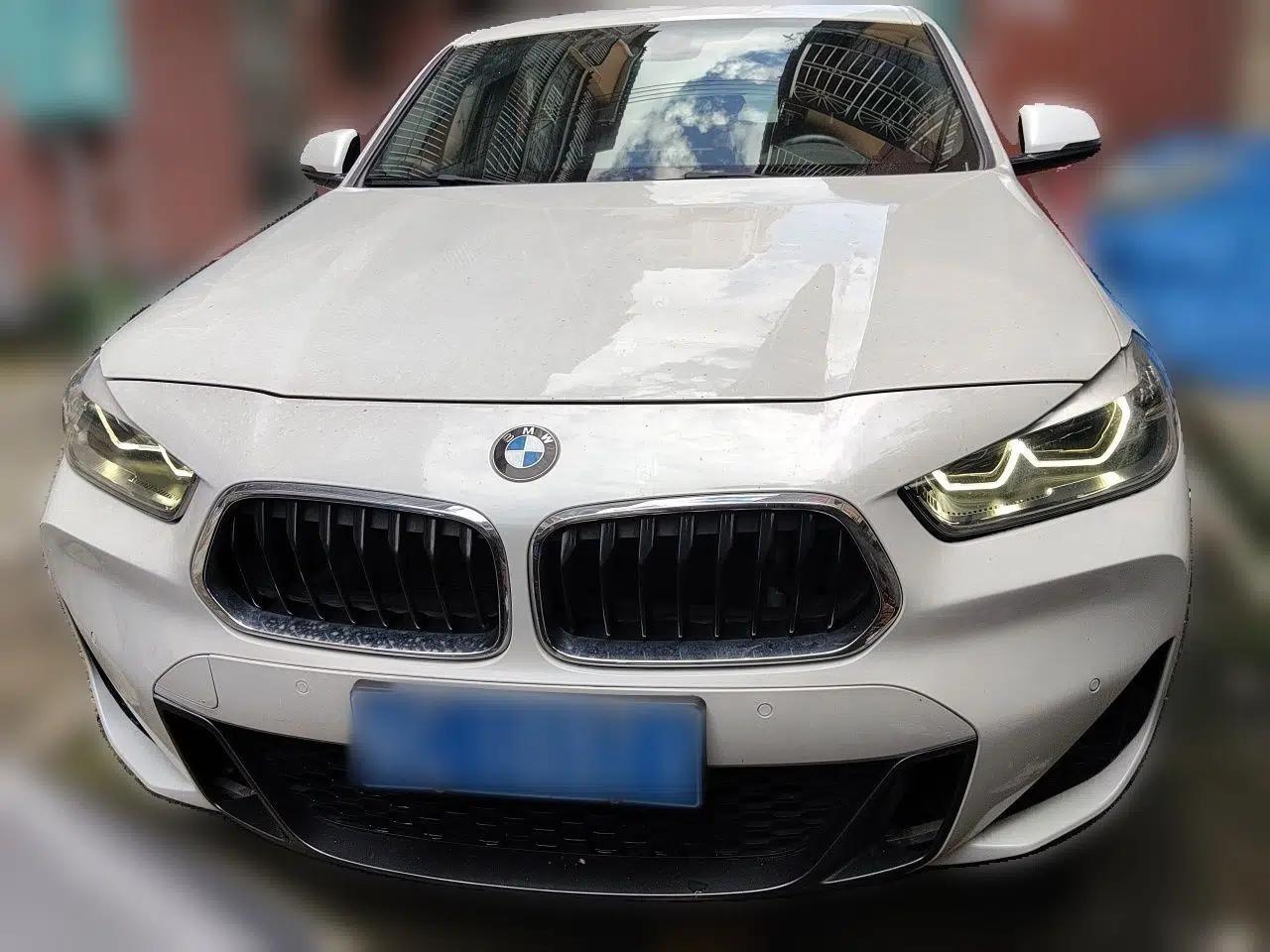 BMW X2 2021 sDrive25i Midnight Edition — миниатюра 2