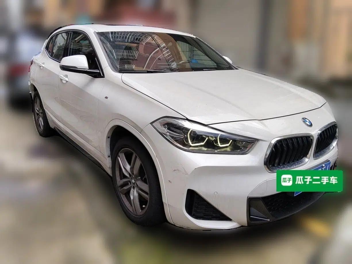 BMW X2 2021 sDrive25i Midnight Edition — миниатюра 3