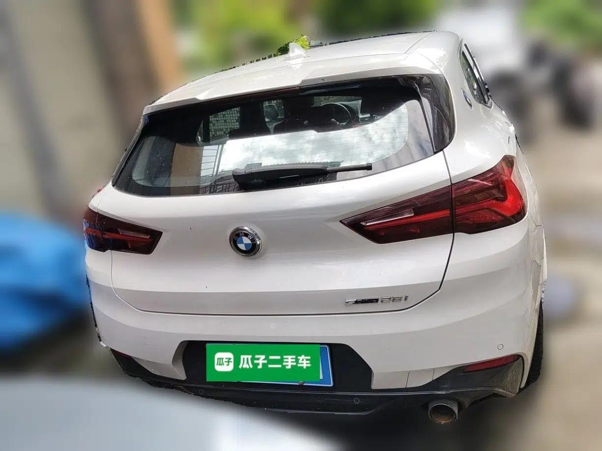 BMW X2 2021 sDrive25i Midnight Edition — миниатюра 5