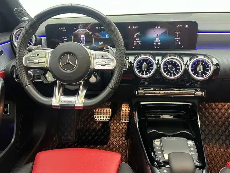 2022 Mercedes-Benz A-Class AMG A 35 L 4MATIC — миниатюра 18