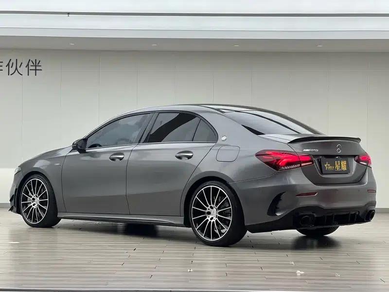 2022 Mercedes-Benz A-Class AMG A 35 L 4MATIC — миниатюра 4