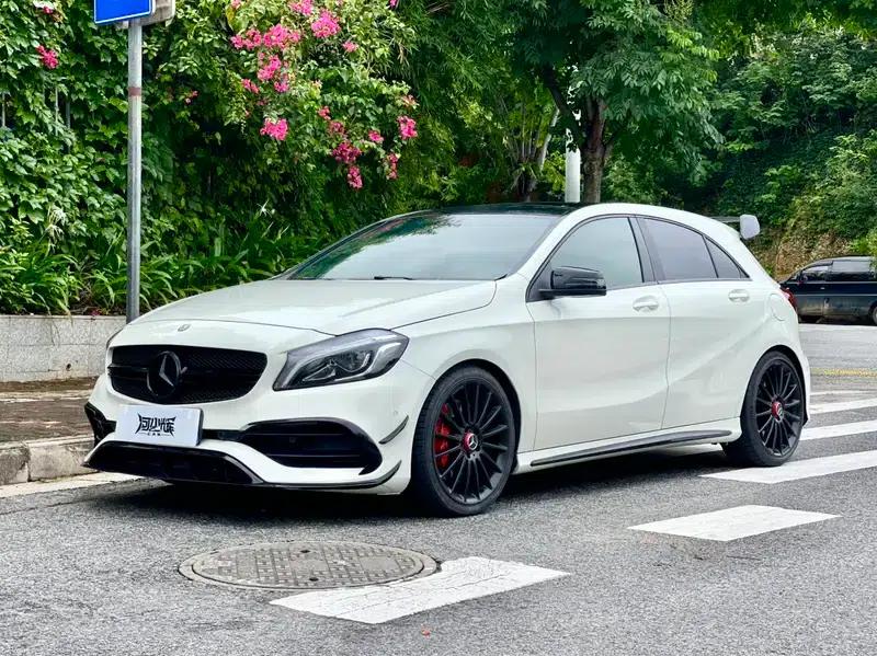 2016 Mercedes-Benz A-Class AMG (Imported) AMG A 45 4MATIC — миниатюра 1