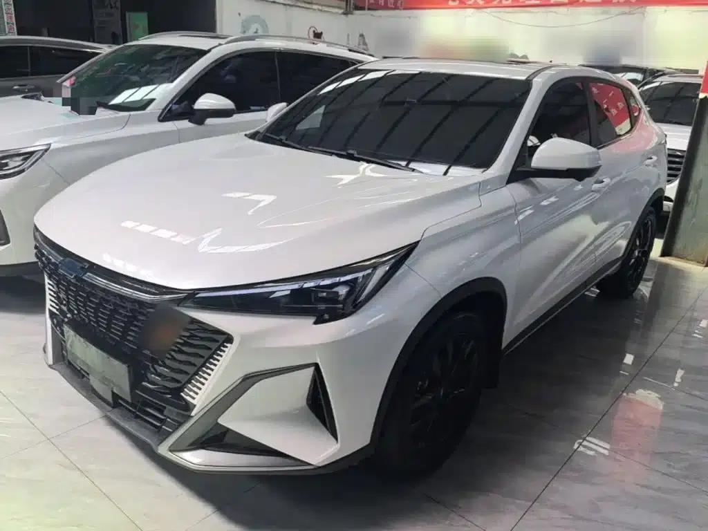 Changan Oushang X5 PLUS 2023 Facelift 1.5T DCT Premium Edition — миниатюра 1