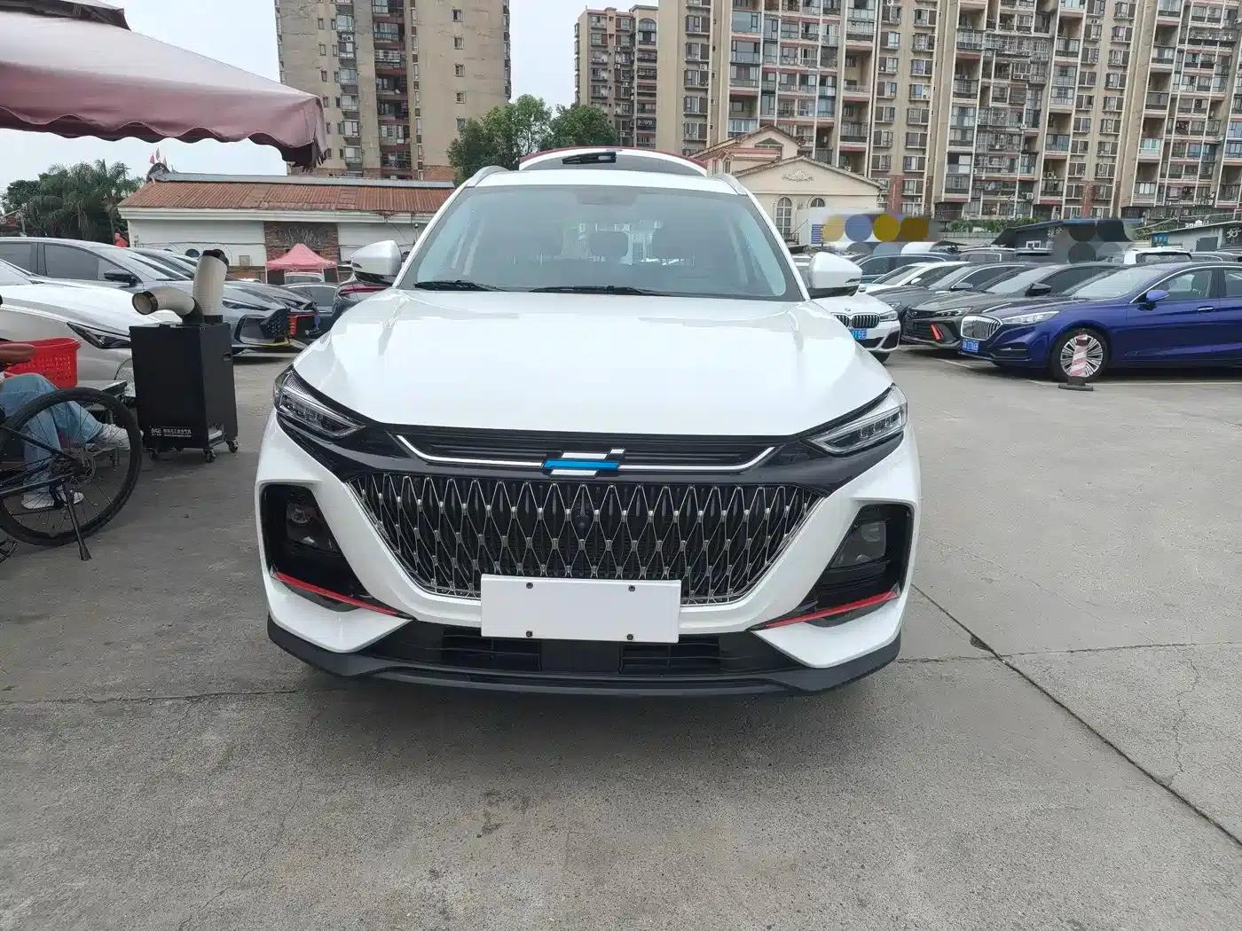 Changan Oushang X7 PLUS 2023 Enjoy Edition 1.5T Automatic Smart Enjoyment 7-Seater — миниатюра 2