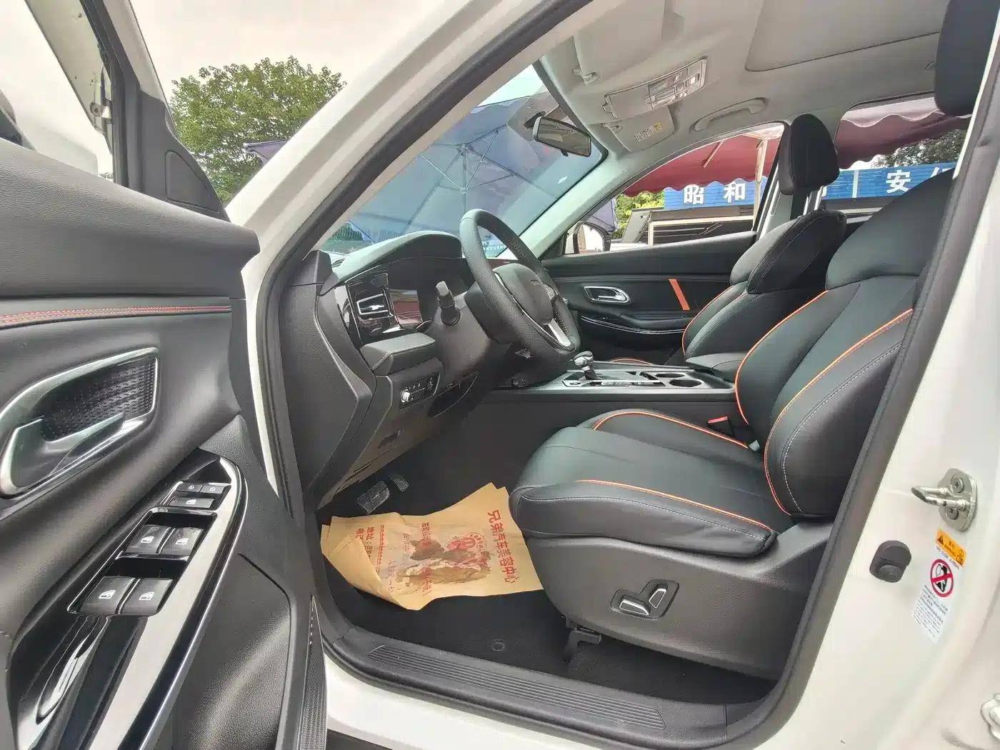 Changan Oushang X7 PLUS 2023 Enjoy Edition 1.5T Automatic Smart Enjoyment 7-Seater — миниатюра 4