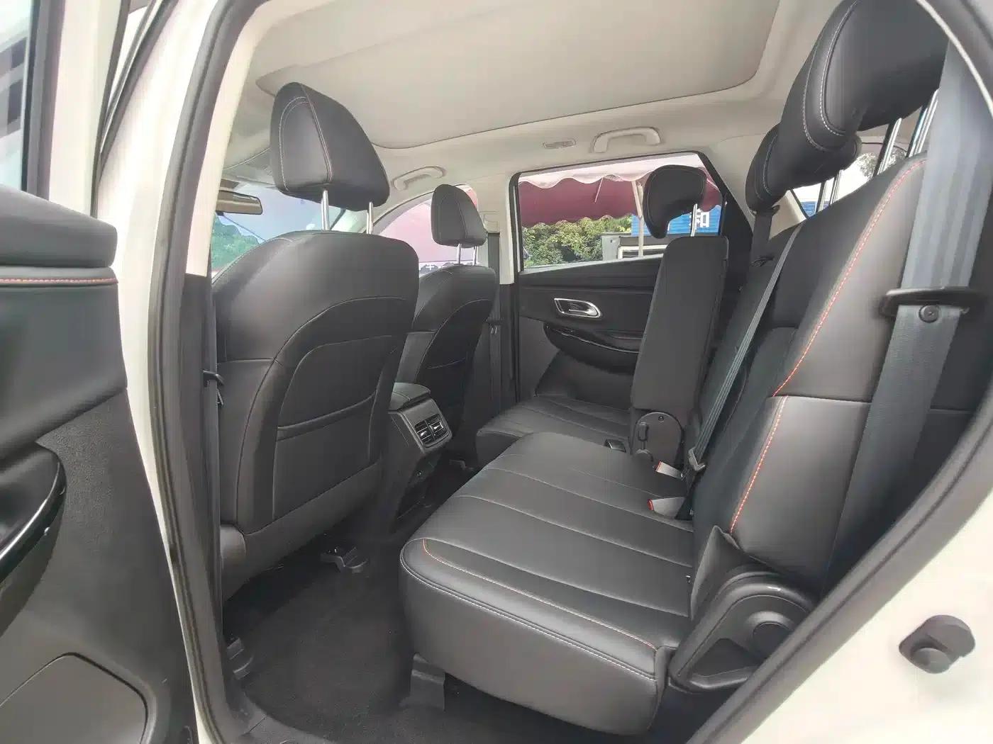 Changan Oushang X7 PLUS 2023 Enjoy Edition 1.5T Automatic Smart Enjoyment 7-Seater — миниатюра 7