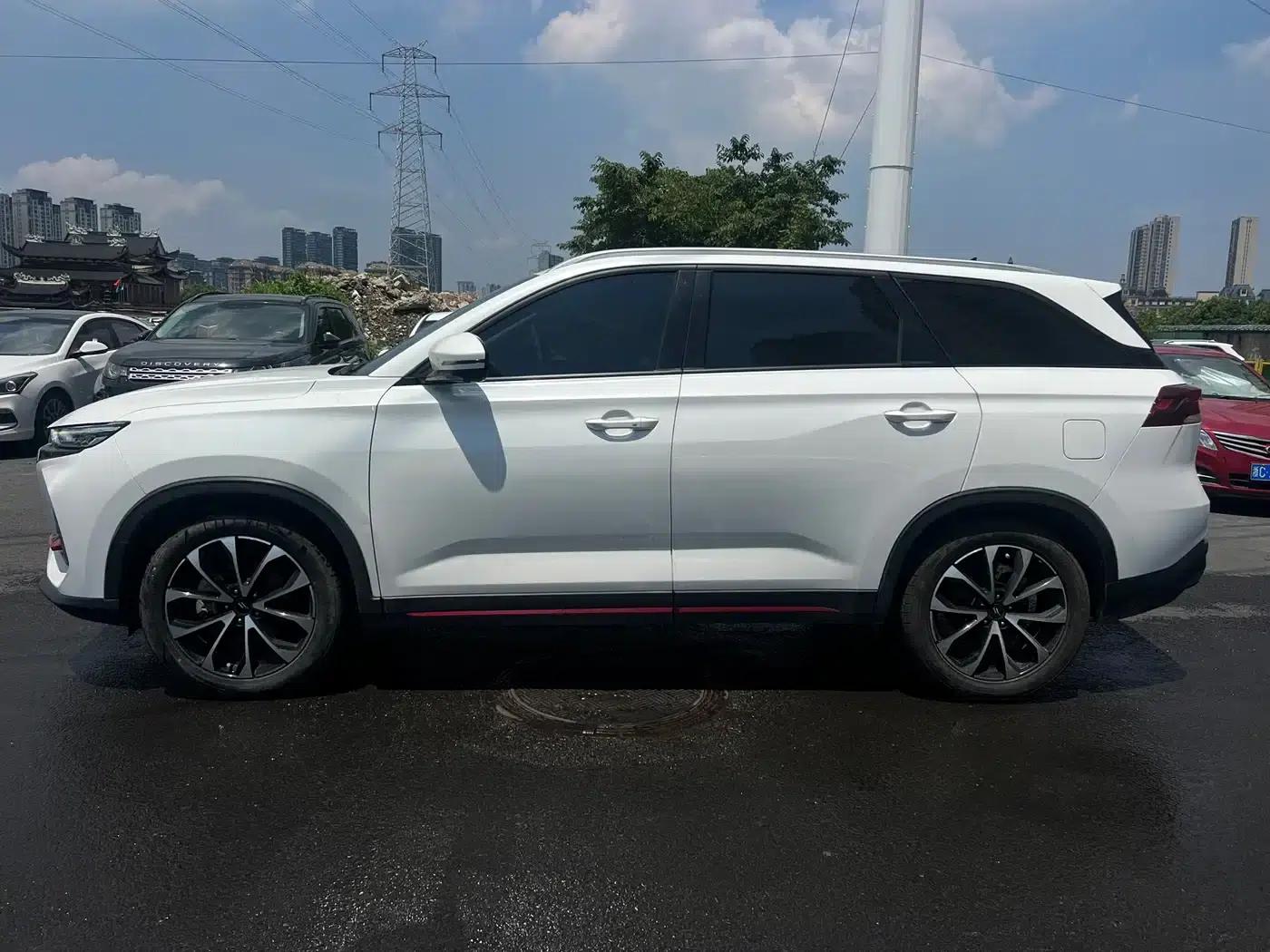 Changan Oushang X7 PLUS 2023 Enjoy Edition 1.5T Automatic Premium 7-Seater — миниатюра 4